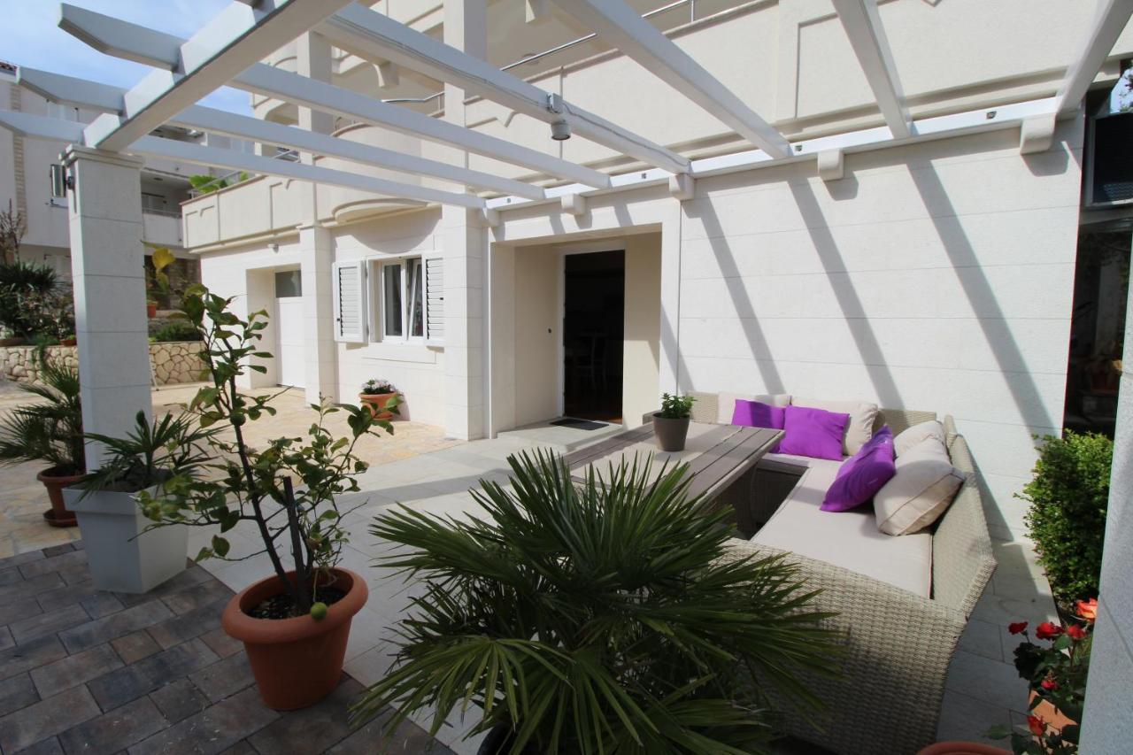 Apartmani Palma Novalja Exterior photo